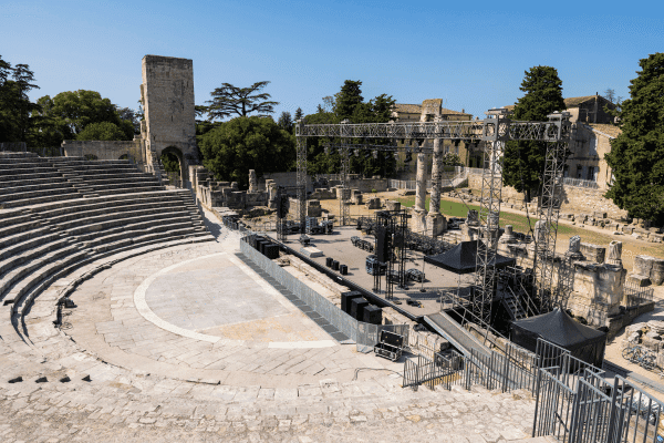 Historical Walking Tour of Ancient Arles — image 4