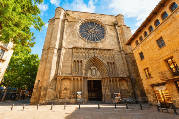 Barcelona Gothic Quarter Self Guided Walking Tour — image 3