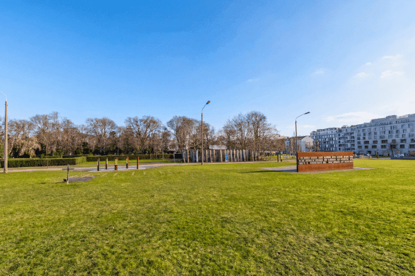 Berlin Cold War History Self Guided Walking Tour — image 2