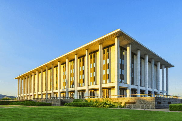 Canberra Power, Peace & History Self Guided Walking Tour