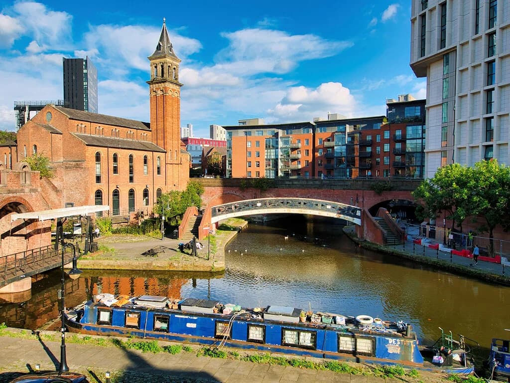 Why Manchester Became the World’s First Industrial City and What It Cost